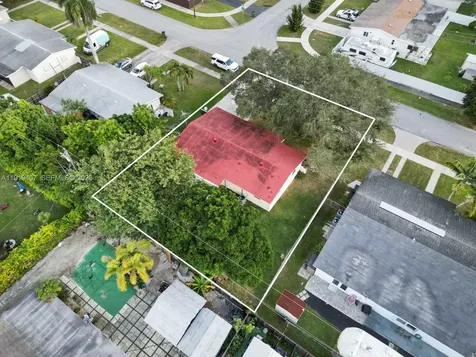 1562 NW 8th Avenue Homestead FL 33030