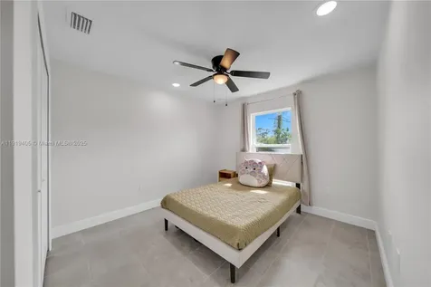 1301 Dorothy Avenue N Lehigh Acres FL 33971