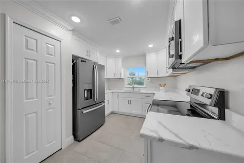 1301 Dorothy Avenue N Lehigh Acres FL 33971