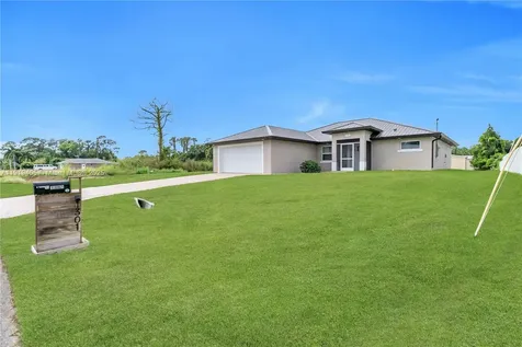 1301 Dorothy Avenue N Lehigh Acres FL 33971