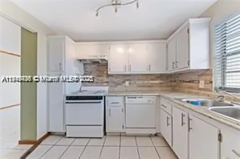 2025 NE 164th Street North Miami Beach FL 33162