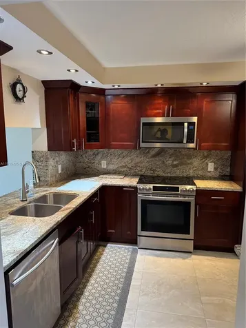 1001 SW 141 Street Avenue Pembroke Pines FL 33027