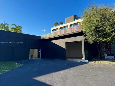 239 NW 26th Street Miami FL 33127
