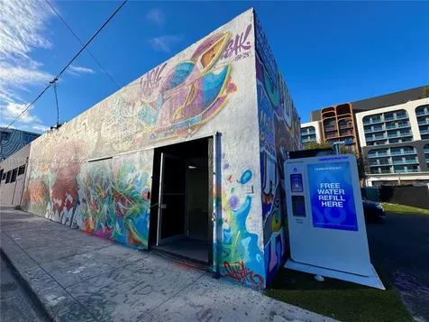 239 NW 26th Street Miami FL 33127
