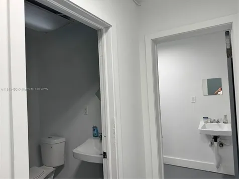 239 NW 26th Street Miami FL 33127