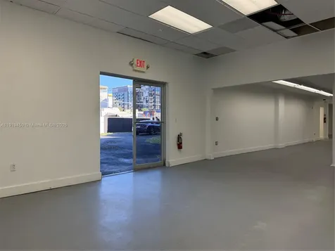 239 NW 26th Street Miami FL 33127