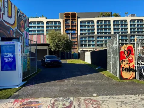 239 NW 26th Street Miami FL 33127
