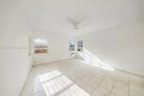 297 Eucalyptus Drive Hialeah FL 33010