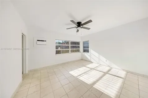297 Eucalyptus Drive Hialeah FL 33010