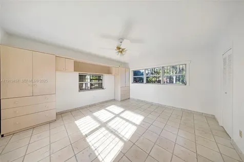 297 Eucalyptus Drive Hialeah FL 33010