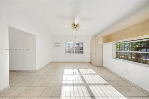 297 Eucalyptus Drive Hialeah FL 33010