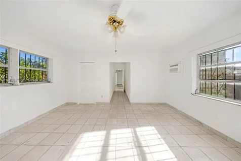 297 Eucalyptus Drive Hialeah FL 33010