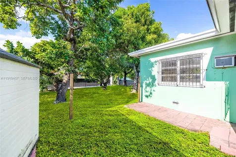 297 Eucalyptus Drive Hialeah FL 33010