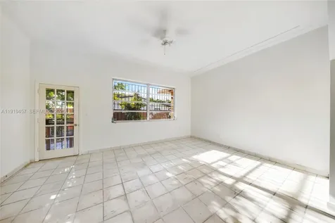 297 Eucalyptus Drive Hialeah FL 33010
