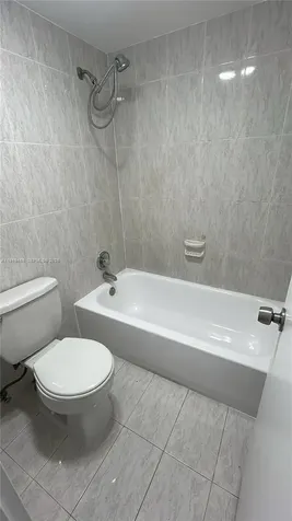 3375 N Country Club Drive Aventura FL 33180