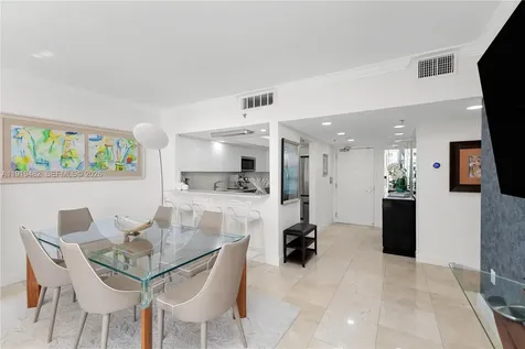 520 Brickell Key Drive Miami FL 33131