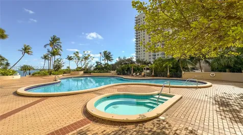 520 Brickell Key Drive Miami FL 33131