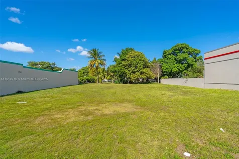 1025 W Flagler Street Miami FL 33130