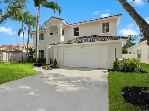 6758 Lake Nona Place Lake Worth FL 33463