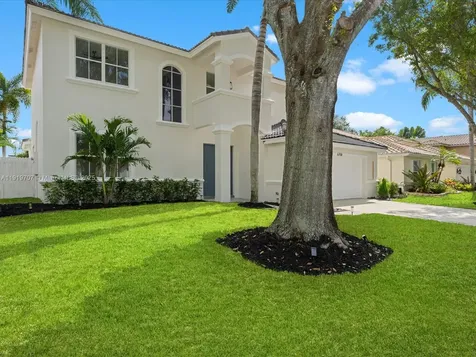 6758 Lake Nona Place Lake Worth FL 33463