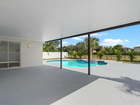 6758 Lake Nona Place Lake Worth FL 33463