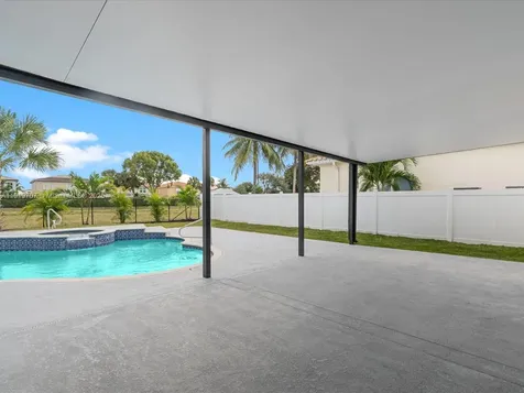 6758 Lake Nona Place Lake Worth FL 33463