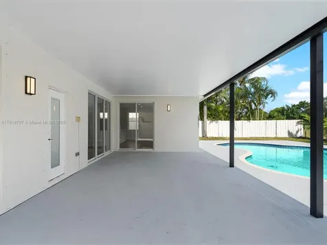 6758 Lake Nona Place Lake Worth FL 33463