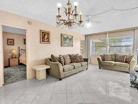 5102 NW 36th Street Lauderdale Lakes FL 33319