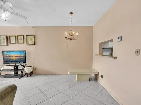 5102 NW 36th Street Lauderdale Lakes FL 33319