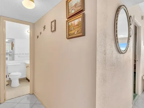 5102 NW 36th Street Lauderdale Lakes FL 33319