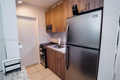 7901 SW 64th Avenue South Miami FL 33143