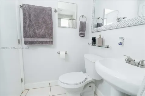 7901 SW 64th Avenue South Miami FL 33143