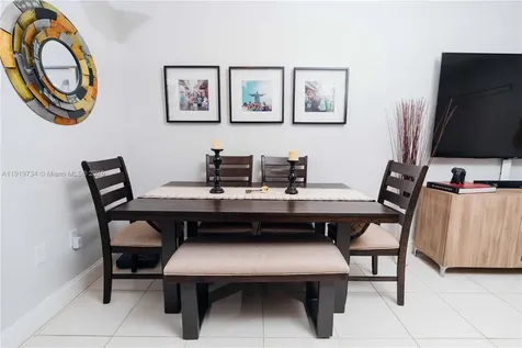 7901 SW 64th Avenue South Miami FL 33143
