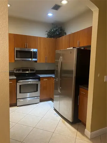 Miramar FL 33025