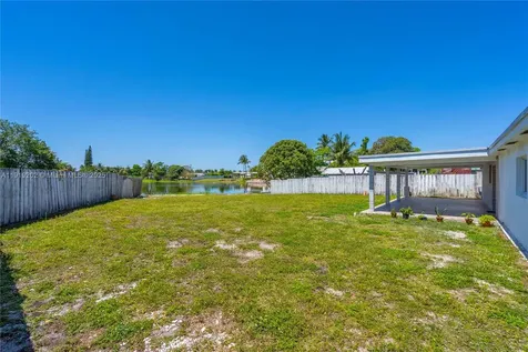 2900 NW 179th Street Miami Gardens FL 33056