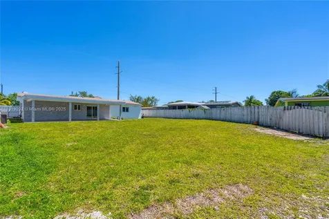 2900 NW 179th Street Miami Gardens FL 33056