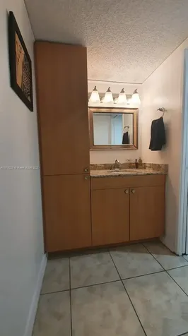 17021 N Bay Road Sunny Isles Beach FL 33160