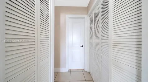 592 NE 150th Street Miami FL 33161