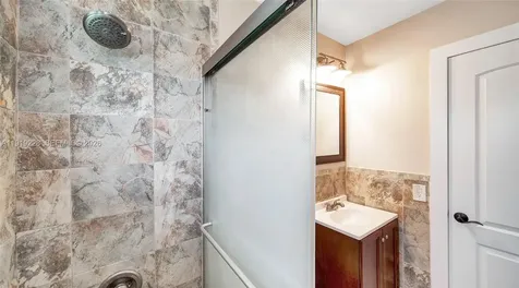 592 NE 150th Street Miami FL 33161