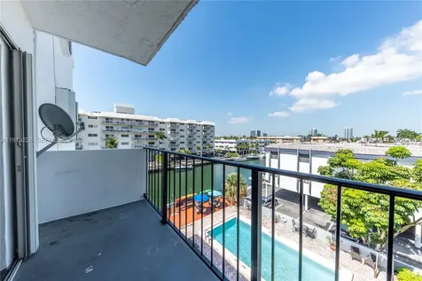 3642 NE 171st Street North Miami Beach FL 33160