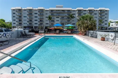 3642 NE 171st Street North Miami Beach FL 33160