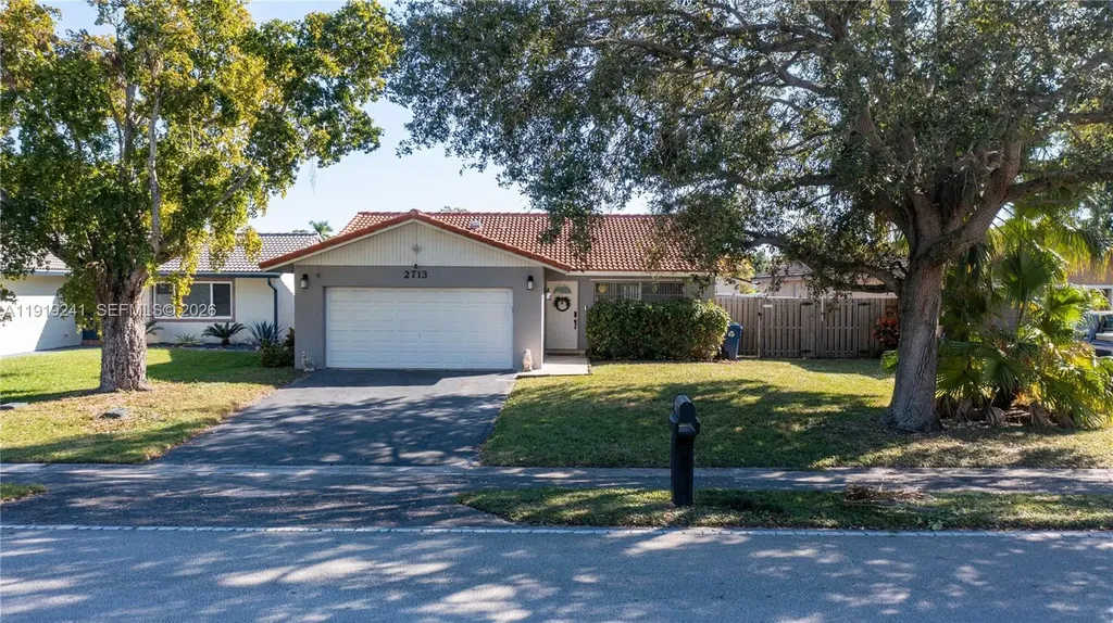 2713 NW 123rd Avenue Coral Springs FL 33065