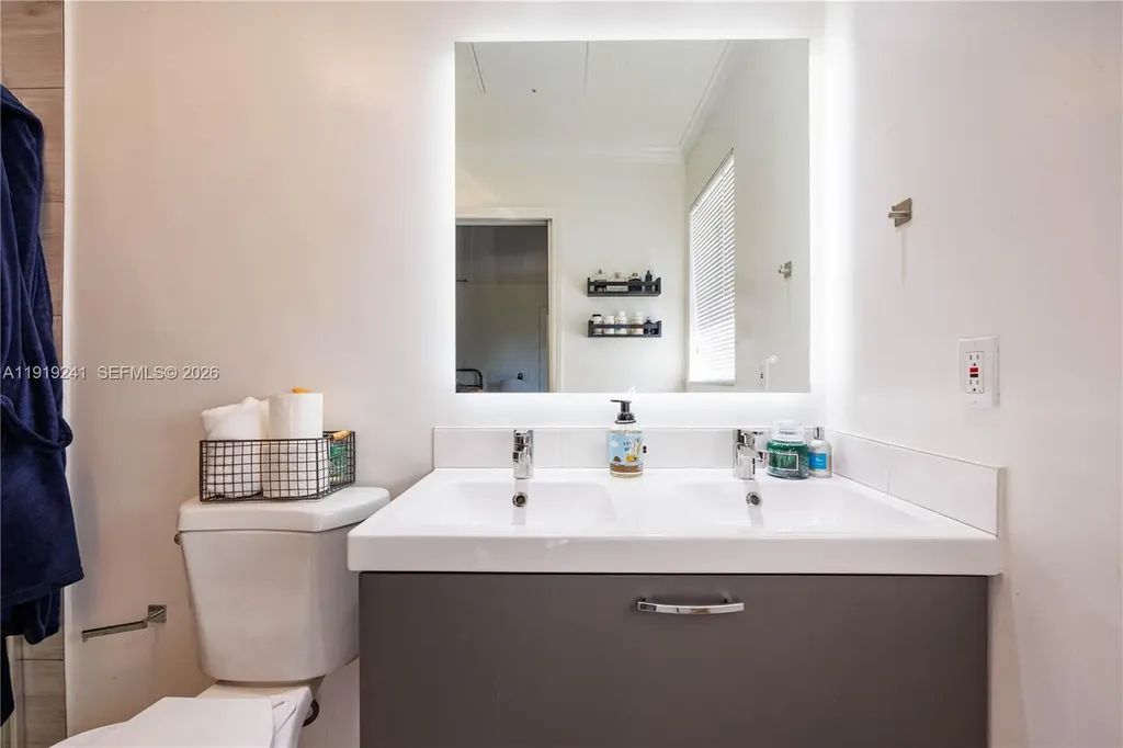 2713 NW 123rd Avenue Coral Springs FL 33065