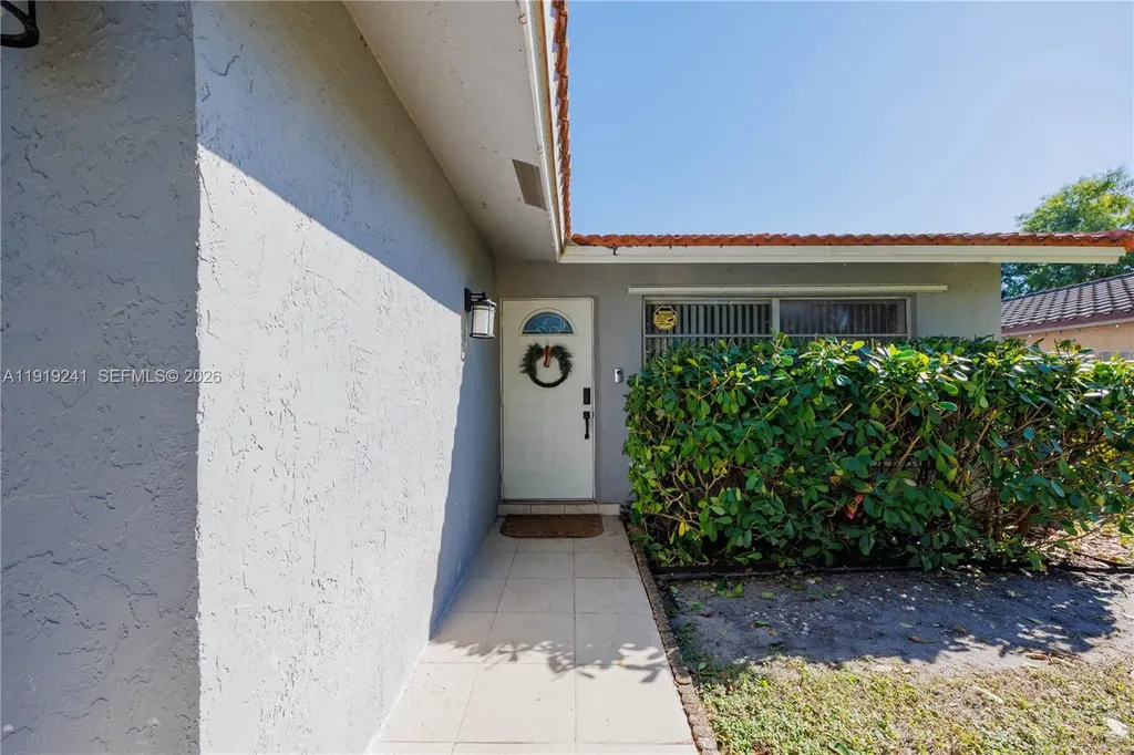 2713 NW 123rd Avenue Coral Springs FL 33065