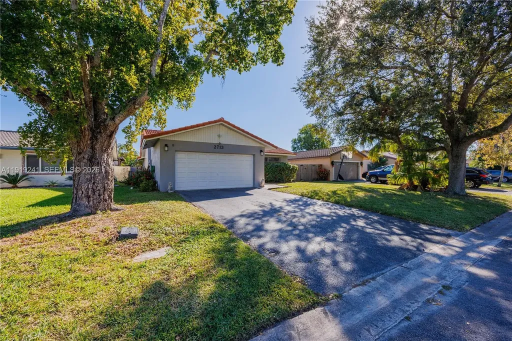 2713 NW 123rd Avenue Coral Springs FL 33065