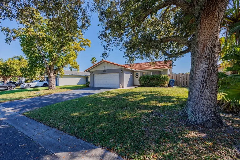 2713 NW 123rd Avenue Coral Springs FL 33065