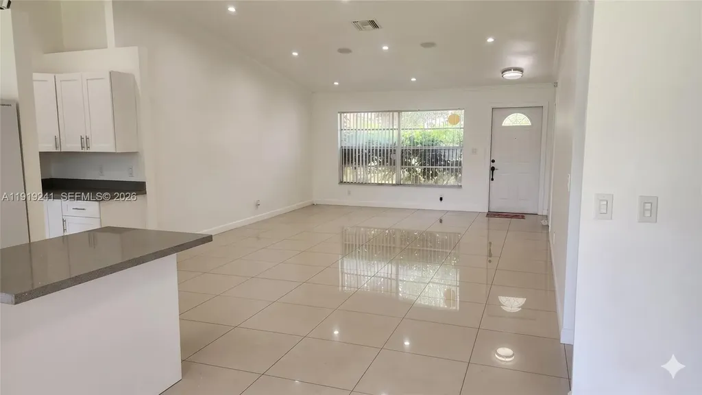 2713 NW 123rd Avenue Coral Springs FL 33065