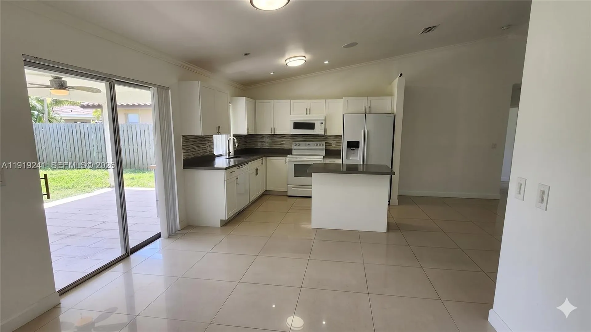 2713 NW 123rd Avenue Coral Springs FL 33065