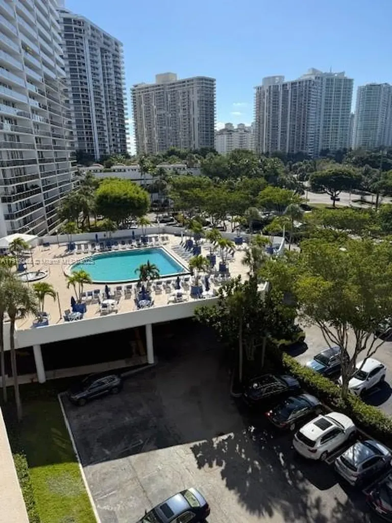 3701 N Country Club Drive Aventura FL 33180