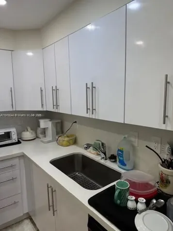 3701 N Country Club Drive Aventura FL 33180